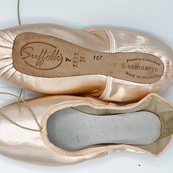Suffolk Dance Silhouette Pink Pointe Ballet Shoes in Pink Size 7 XXXX N - Picture 4 of 7